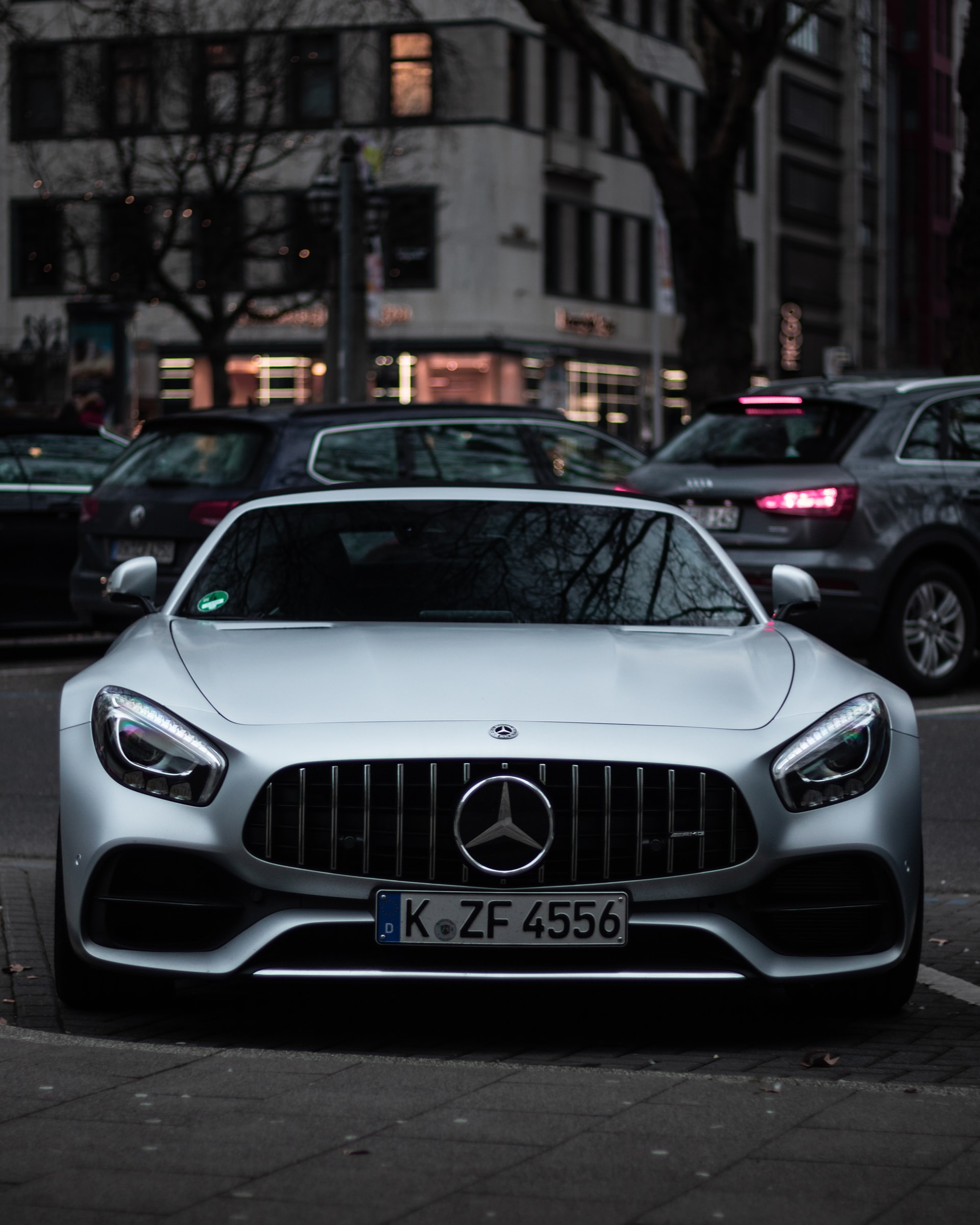 Daimler 2020 profit beats guidance and forecasts