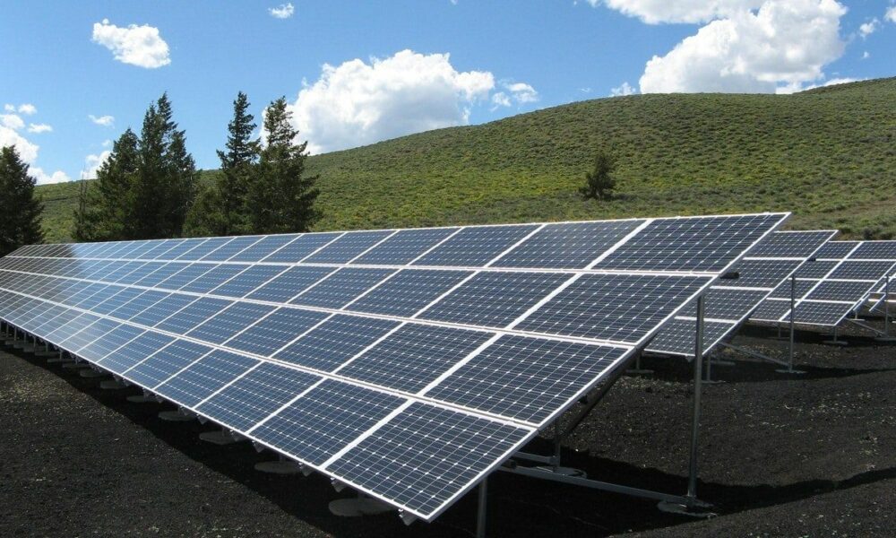 Should you bet on First Solar and other green energy shares in 2021 Brandnewsday