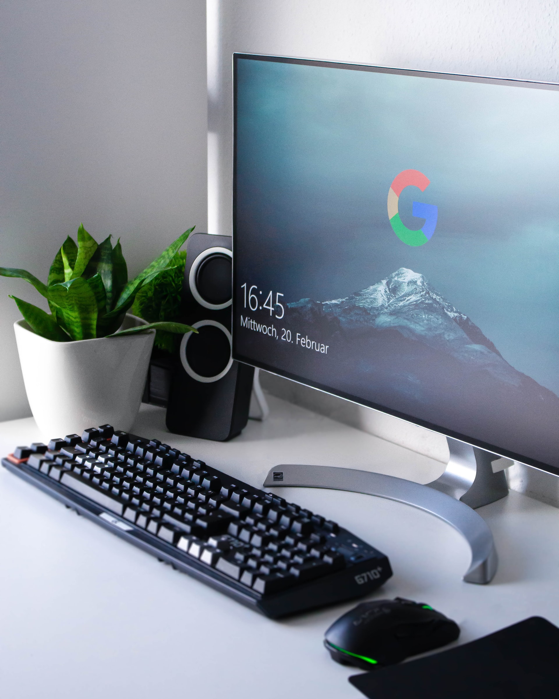 Worldwide PC Shipments Grew 10.7% in Q4 of 2020 and 4.8% for the Year
