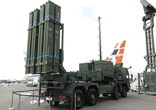 Ukraine-Russia War: Germany Supplies IRIS-T SLM Air Defense System To support Ukrain, details can be accessed below. BrandNewsDay reports that the first IRIS-T SLM Air Defense System from Germany has now been delivered to Ukraine which contains 3 Launchers with 24 missiles. On February 24, Russian forces invaded Ukraine from the north, including from Belarus, from the south out of Crimea, and from the east. Recall that after Russia's invasion of Ukraine, the Putin-led army had earlier forces seized two small cities in southeastern Ukraine and the area around a nuclear power plant but ran into stiff resistance elsewhere as Moscow’s diplomatic and economic isolation deepened. Similarly, recently Russian President Vladimir Putin announced the annexation of four Ukrainian cities and he vowed not to go back over his decision. In a similar vein, BrandNewsDay Nigeria had reported that Russia successfully tested the Sarmat intercontinental ballistic missile (ICBM) with President Putin boasting the nuclear-capable projectile will make Moscow’s enemies “think twice”. Meanwhile, despite fear appearing in the chin of several western countries that if any other country intervenes in the Ukraine-Russia war, it might be escalated to what was described as World War III. Germany, which has been battling in maintaining gas supply after Russia cut off all supplies of gas to the country came forward as the first country to openly support Ukraine with arms despite President Putin's warning that nobody should interfere. According to a tweet, ''The first IRIS-T SLM Air Defense System from Germany has now been delivered to Ukraine and it has 3 Launchers with 24 missiles''. Below are the pictures of the IRIS-T SLM Air Defense System from Germany