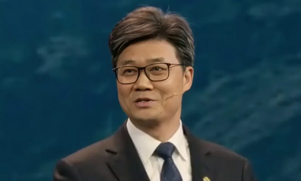 China Mobile CEO He Biao