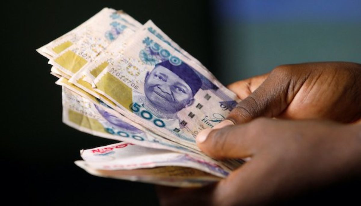 Nigeria Devalues Naira To Bridge Gap With Unofficial Rates